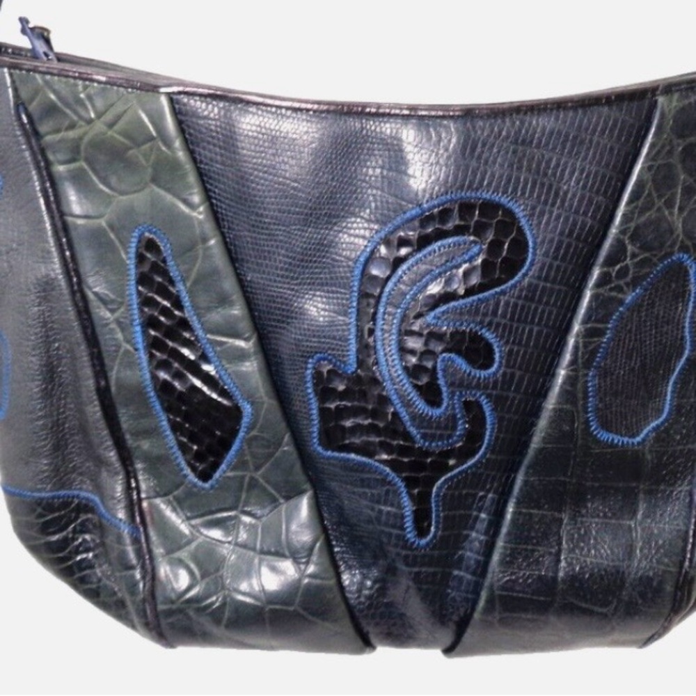 Sharif Unique Black and Green Textured Handbag